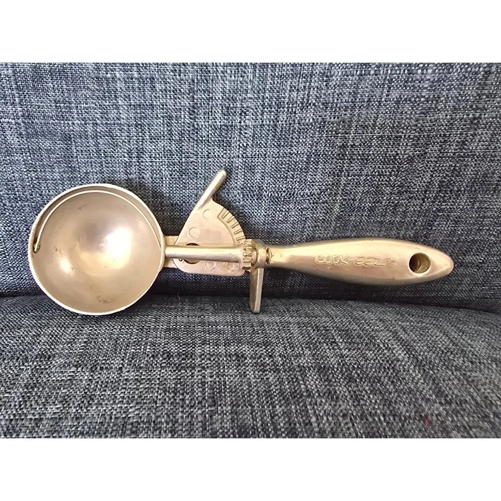 Cook-Eez Vintage Style Metal‎ Ice Cream Scoop Mechanical Thumb Lever Silver Tone